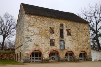 Woodlawn Manor Barn